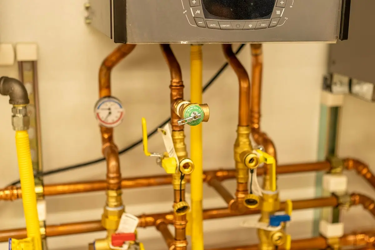 Licensed technician providing Slab Leak Repair for a homeowner in Arlington